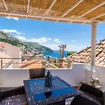 Orsetta Apartments